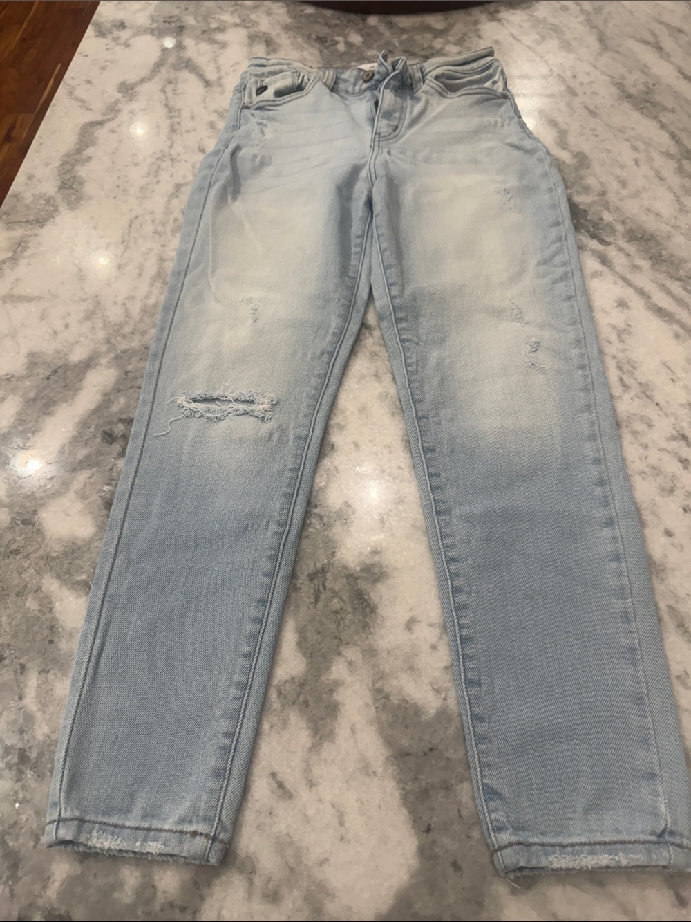 KanCan Light Blue Distressed Ankle Jeans